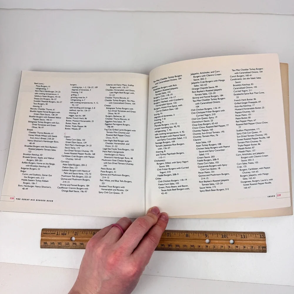 Vtg 2003 The Great Big Burger Book Softcover Cookbook 100 Recipes Summer Picnics